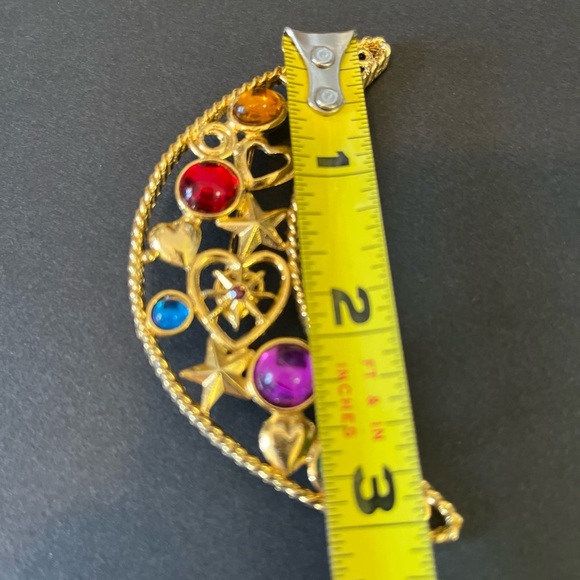 Celestial Crescent Moon Brooch Gold Tone Hearts Stars Whimsigoth Moody Charmed - Picture 15 of 16